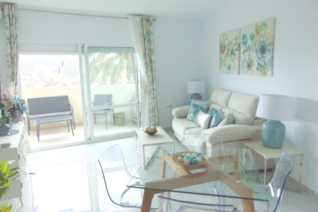 Lux. Frontbeach-Terrace. 5 Pools.Tv. 2 A.C.Netflix Benalmádena Dış mekan fotoğraf