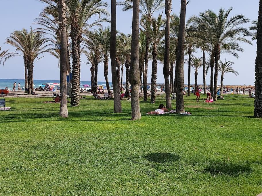 Lux. Frontbeach-Terrace. 5 Pools.Tv. 2 A.C.Netflix Benalmádena Dış mekan fotoğraf