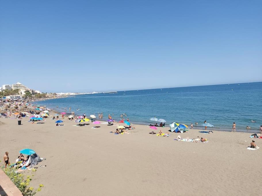 Lux. Frontbeach-Terrace. 5 Pools.Tv. 2 A.C.Netflix Benalmádena Dış mekan fotoğraf