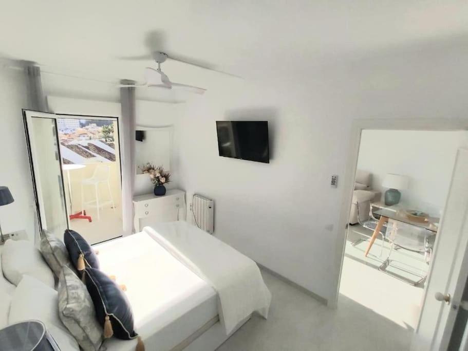 Lux. Frontbeach-Terrace. 5 Pools.Tv. 2 A.C.Netflix Benalmádena Dış mekan fotoğraf