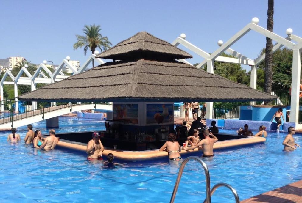 Lux. Frontbeach-Terrace. 5 Pools.Tv. 2 A.C.Netflix Benalmádena Dış mekan fotoğraf