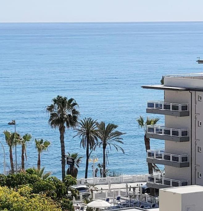 Lux. Frontbeach-Terrace. 5 Pools.Tv. 2 A.C.Netflix Benalmádena Dış mekan fotoğraf