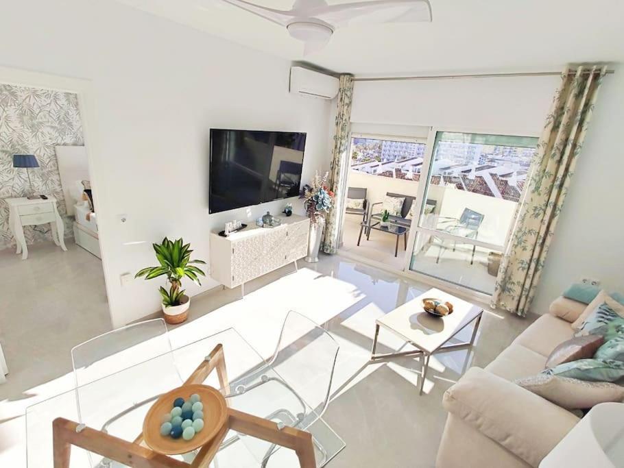 Lux. Frontbeach-Terrace. 5 Pools.Tv. 2 A.C.Netflix Benalmádena Dış mekan fotoğraf