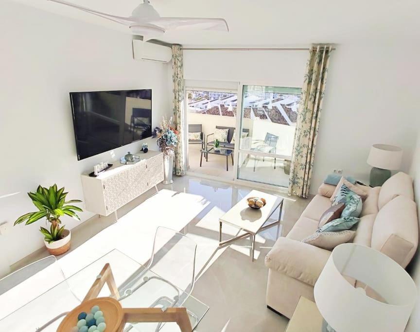 Lux. Frontbeach-Terrace. 5 Pools.Tv. 2 A.C.Netflix Benalmádena Dış mekan fotoğraf